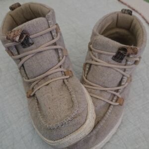 Hey Dude Light Tan Ankle Boots